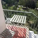 With Balconies And Garden Apartment *