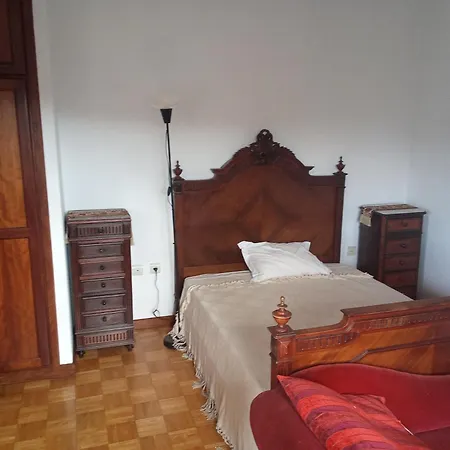 Apartamento With Balconies And Garden *