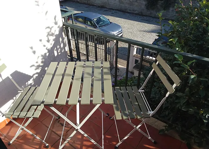 With Balconies And Garden Lägenhet Amarante