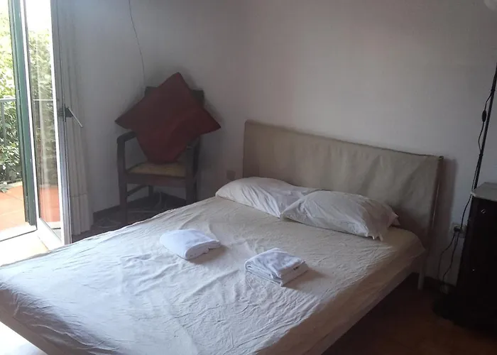 With Balconies And Garden Lägenhet Amarante